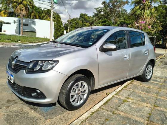 RENAULT SANDERO 1.6 EXPRESSION 8V FLEX 4P AUTOMATIZADO RENAULT SANDERO 1.6 EXPRESSION 8V FLEX 4P AUTOMATIZADO